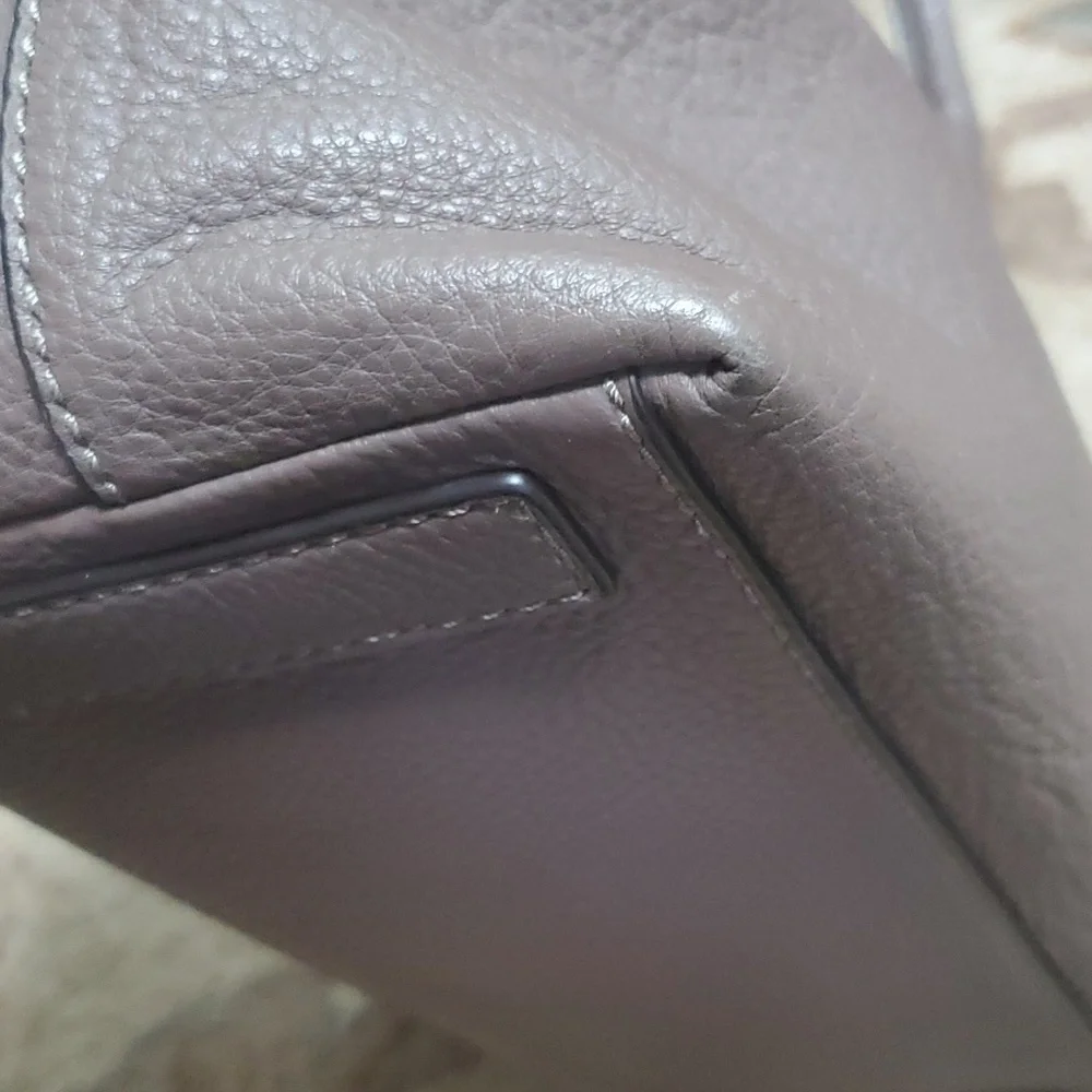 Tory Burch McGraw center zip 3 compartment satchel